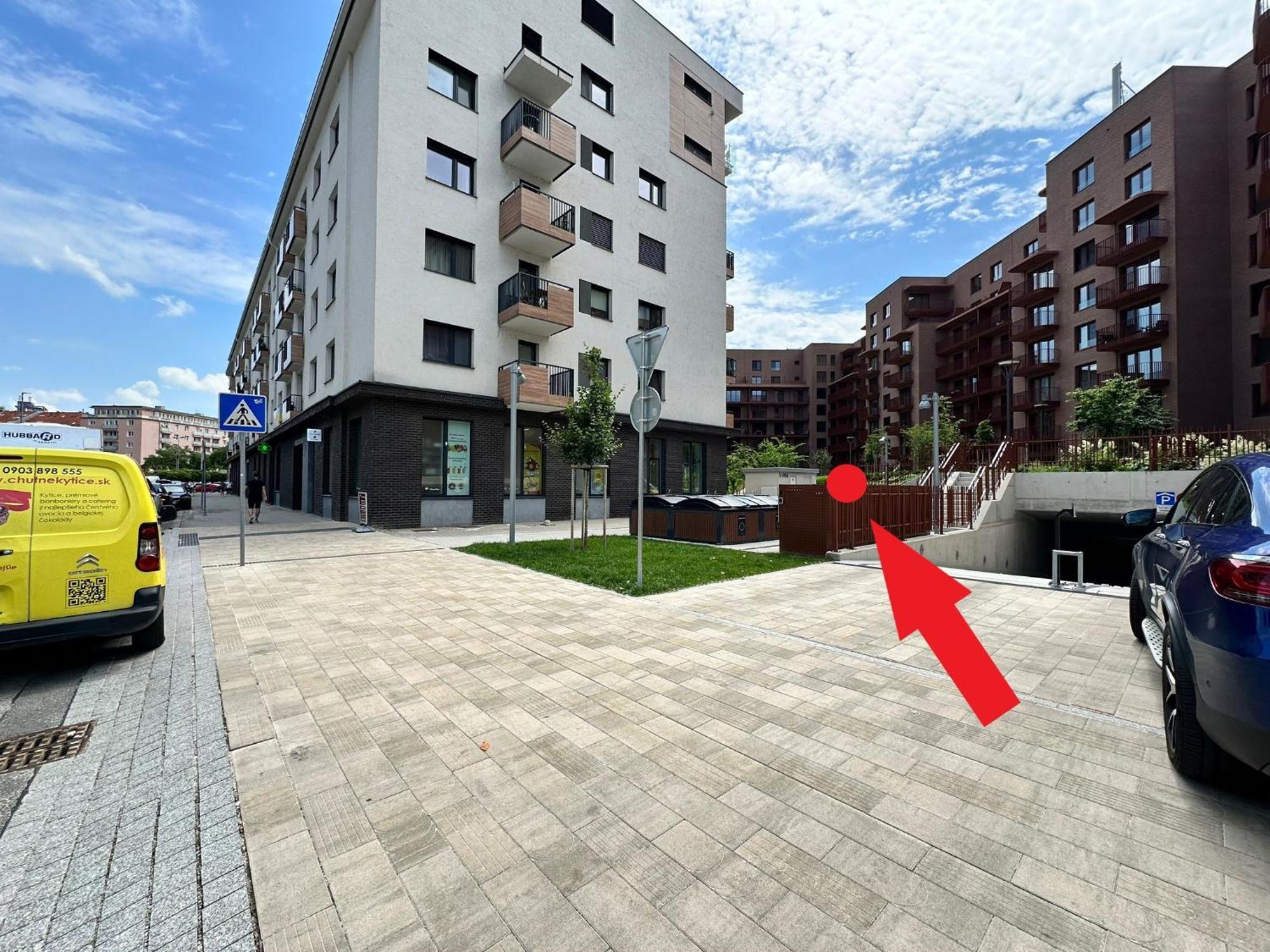 Zwirn1, Uplne Nove, Parkovanie, Klimatizacia, Bratislava Esterno foto